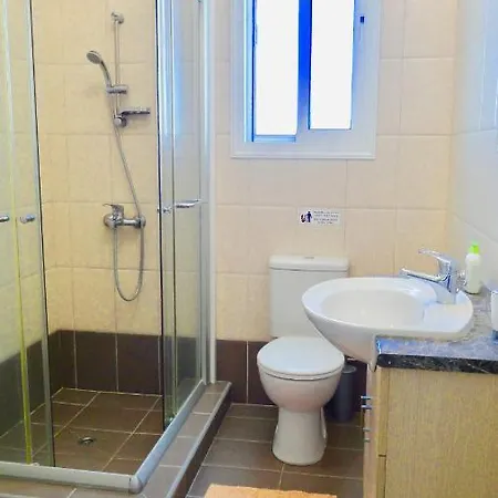 Stunning 2-bed In Poli Crysochous דירה Polis