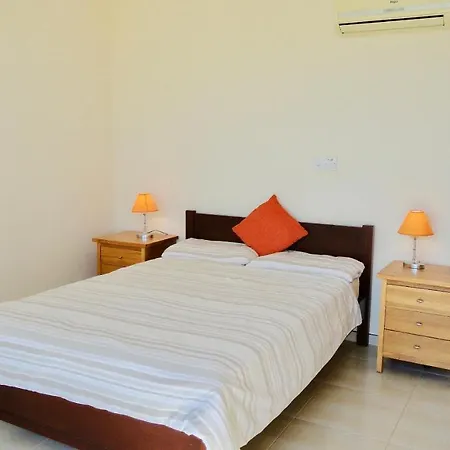 דירה Stunning 2-bed In Poli Crysochous